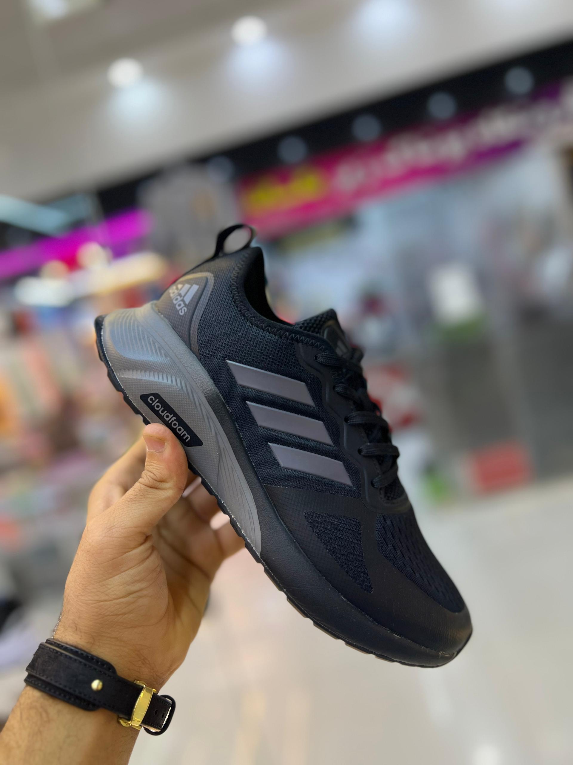 آدیداس کلودفوم