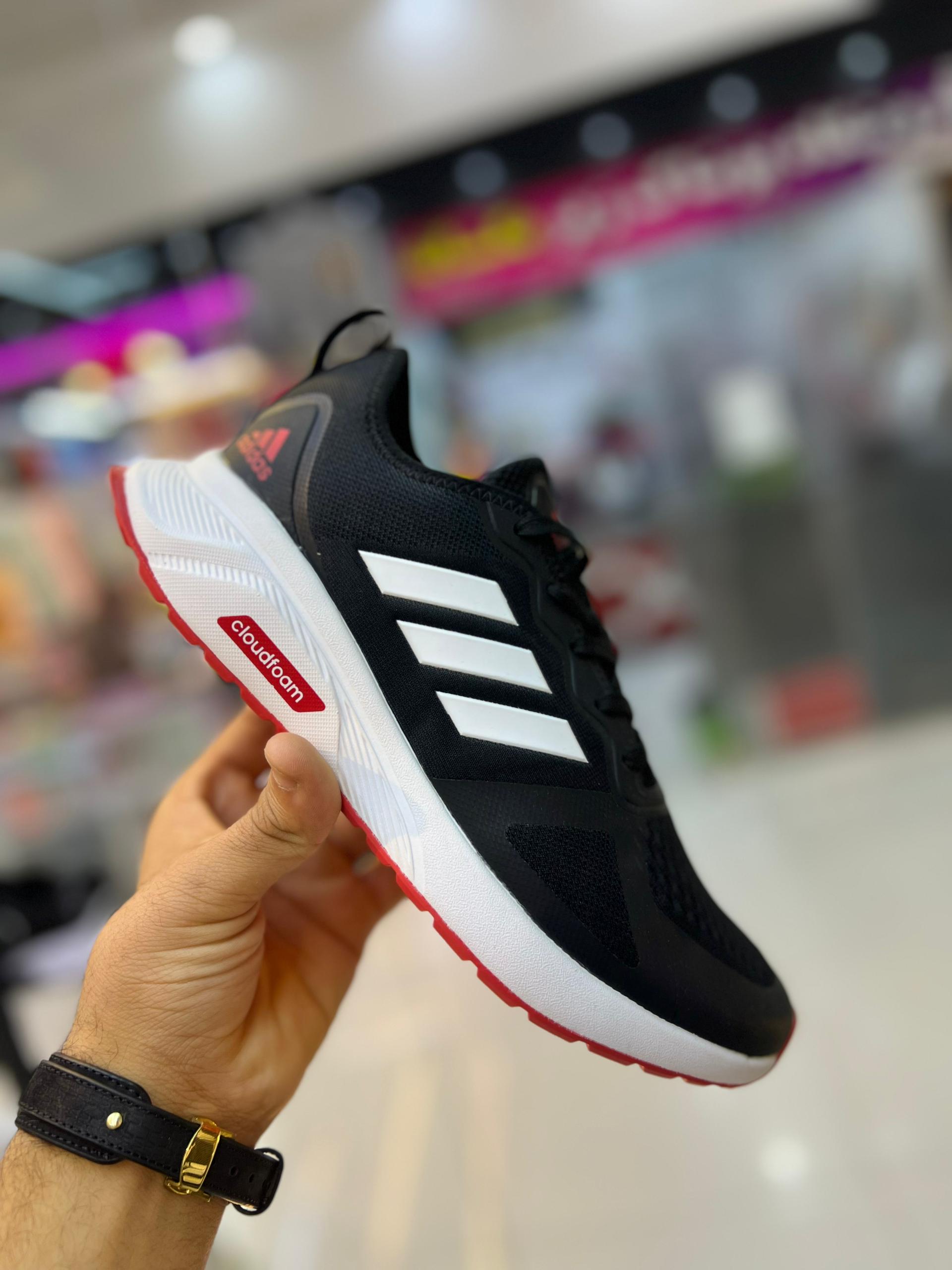 آدیداس کلودفوم