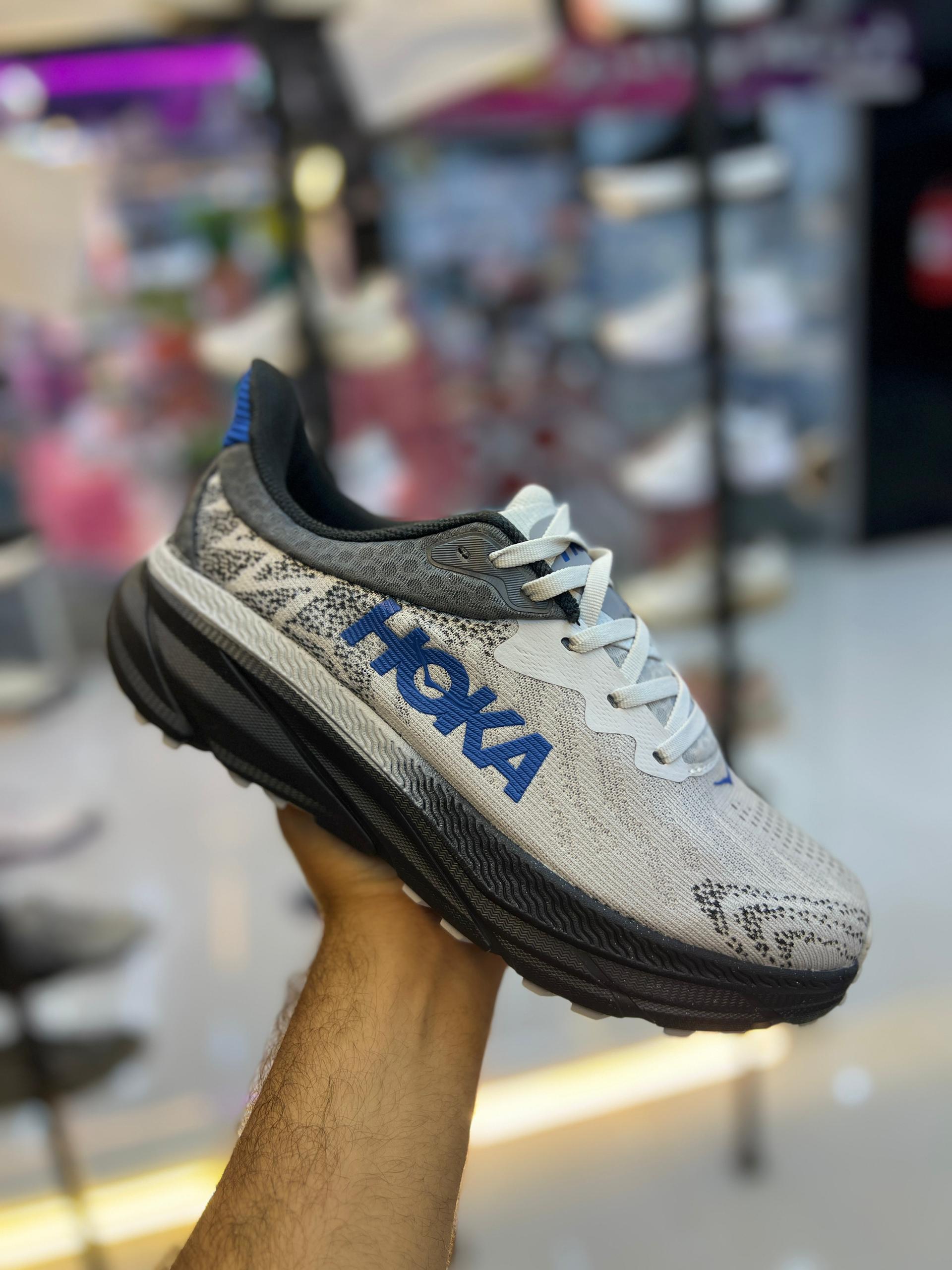 هوکا چلنجر7