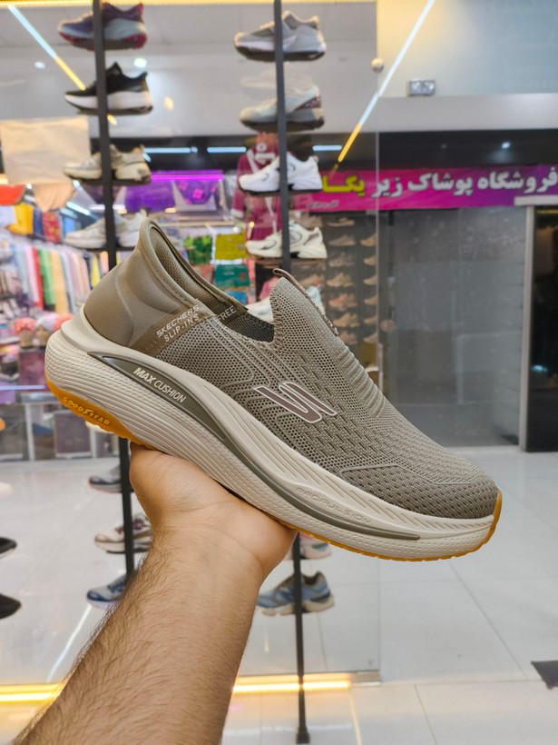 اسکیچرز بدون بند