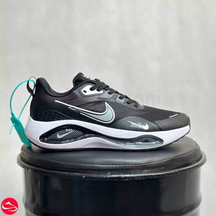 نایک وینفلو