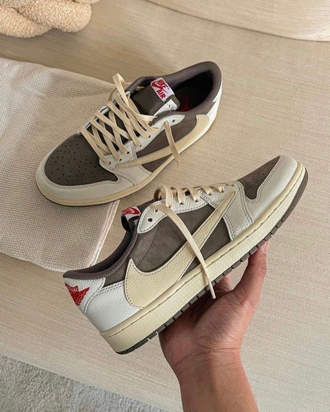 ترویس اسکات زنانه